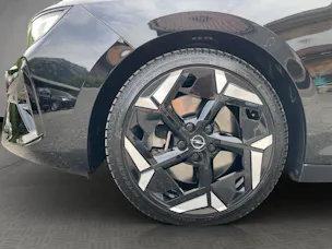 Opel Astra 1.6 T PHEV 225 GSe