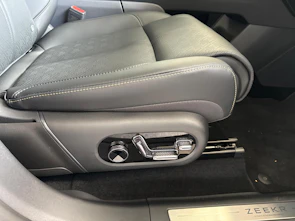 Fahrzeugbild ZEEKR 7X Privilege AWD