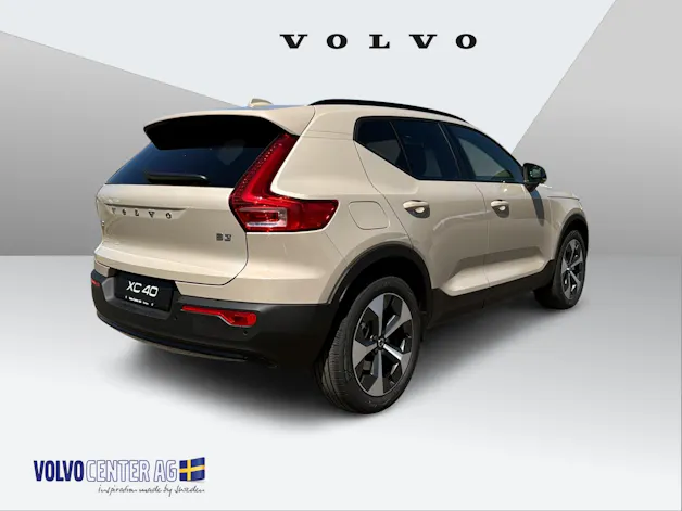 VOLVO XC40 2.0 B3 MH Plus Dark