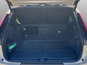 Volvo XC40 2.0 B3 MH Plus Dark