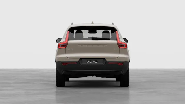 Volvo XC40 2.0 B3 MH Plus Dark
