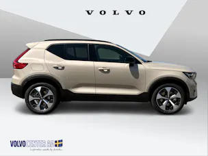 Volvo XC40 2.0 B3 MH Plus Dark