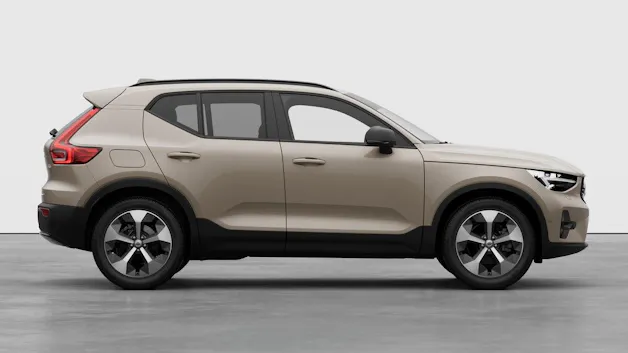Volvo XC40 2.0 B3 MH Plus Dark