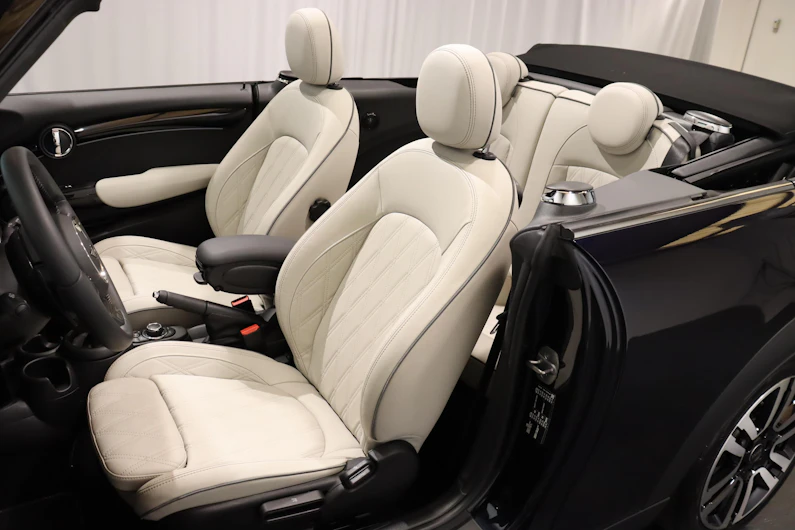 Fahrzeugbild MINI CABRIO