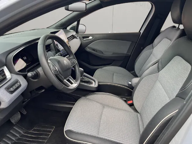 Renault Clio 1.0 TCe techno CVT
