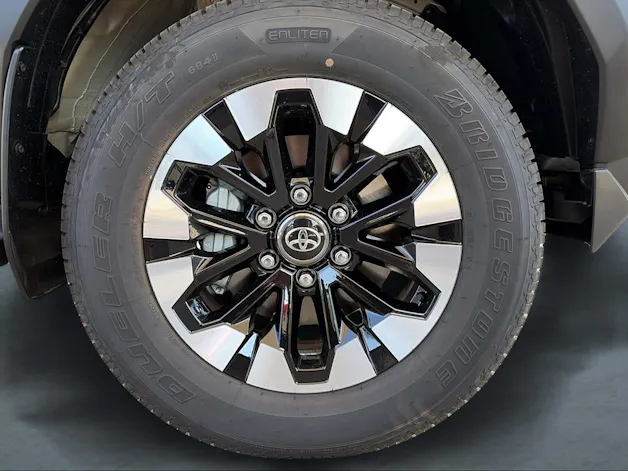 Toyota Hilux Double Cab.-Pick-up 2.8 D-4D MHEV 204 Style