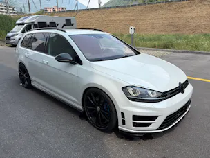 VW Golf VII Variant 2.0 TSI R DSG 4motion