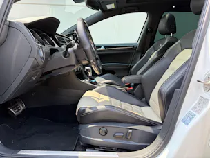 VW Golf VII Variant 2.0 TSI R DSG 4motion