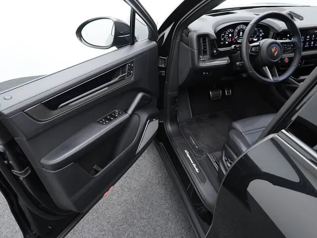 Porsche Cayenne Turbo E-Hybrid Coupé mit GT-Paket