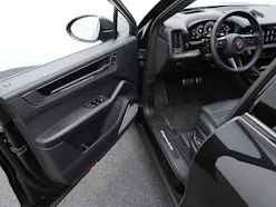 Porsche Cayenne Turbo E-Hybrid Coupé mit GT-Paket