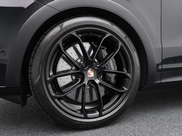Porsche Cayenne Turbo E-Hybrid Coupé mit GT-Paket