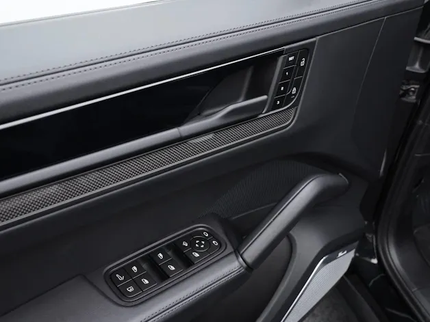 Porsche Cayenne Turbo E-Hybrid Coupé mit GT-Paket