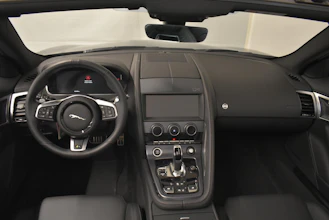 https://vehicle.imgix.net/4384884/88816d17-b674-4e63-8074-44dea49ad978.JPG