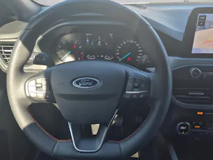 Ford Focus Station Wagon 1.0i EcoB Hybrid 125 ST-Line Style