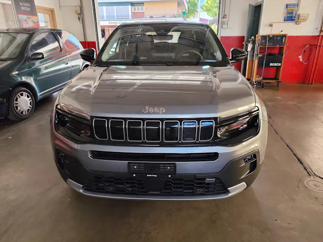 Jeep Avenger 1.2 MHEV Summit