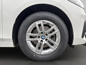 BMW 🆕 220i Active Tourer DKG (CH)