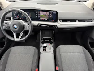 BMW 🆕 220i Active Tourer DKG (CH)