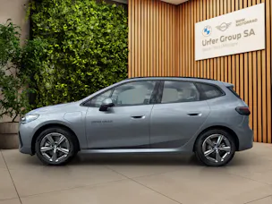 BMW 🆕 230e xDrive Active Tourer M Sport (CH) ⛽ + 🔌