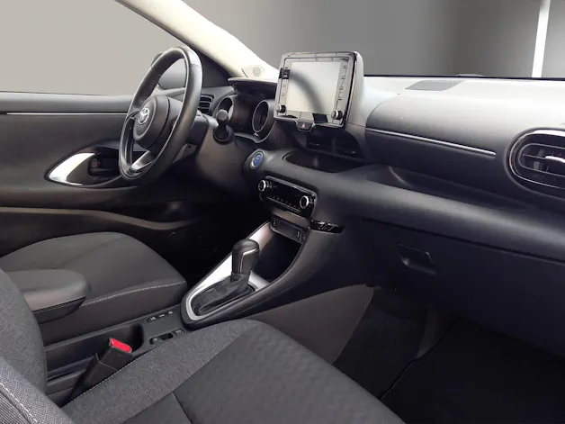 Toyota Yaris 1.5 VVT-i HSD Trend