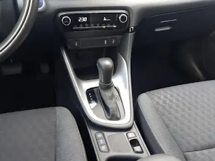 Toyota Yaris 1.5 VVT-i HSD Trend