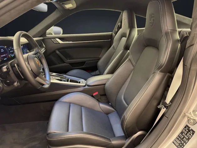 Porsche 911 Carrera 4S