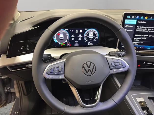 VW Golf 1.5 e TSI mHEV United DSG