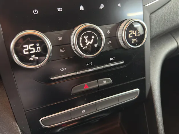 Renault Mégane Berline 1.6 E-Tech Intens