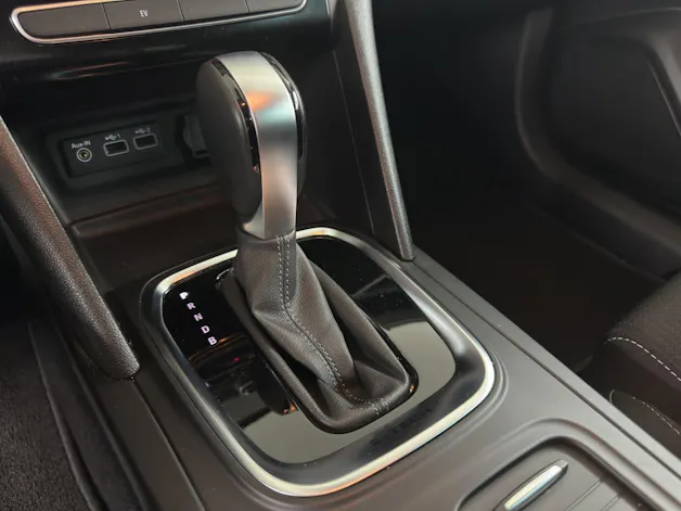 Renault Mégane Berline 1.6 E-Tech Intens
