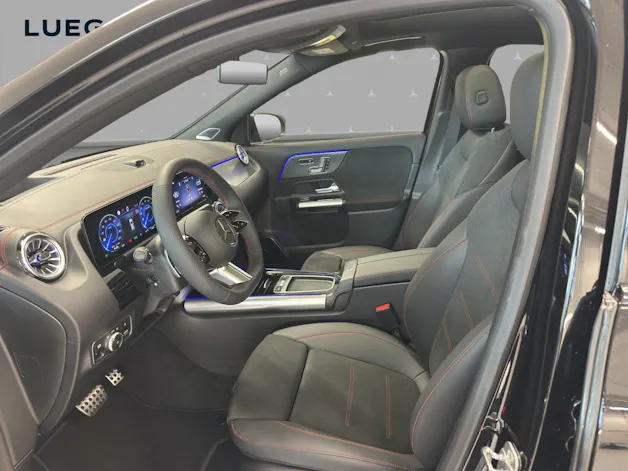 Mercedes-Benz EQA 300 66,5kWh 4Matic Swiss Star