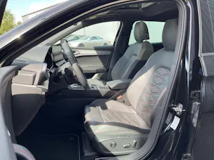 SEAT Leon 1.5 eTSI mHEV DSG Hola FR