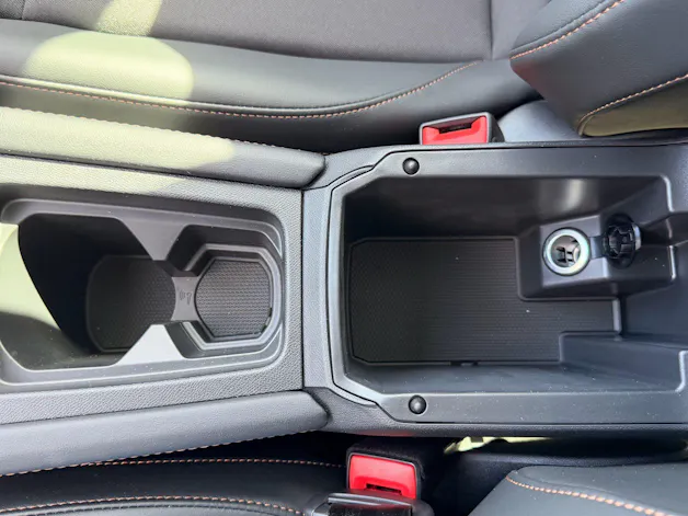 Cupra Formentor 1.5 TSI e-Hybrid 204 PS *** TOPAUSSTATTUNG MIT NUR 1'500 KM ***