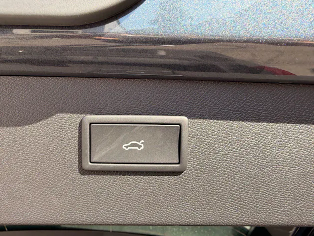 Cupra Formentor 1.5 TSI e-Hybrid 204 PS *** TOPAUSSTATTUNG MIT NUR 1'500 KM ***