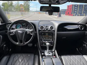 Bentley Flying Spur 6.0