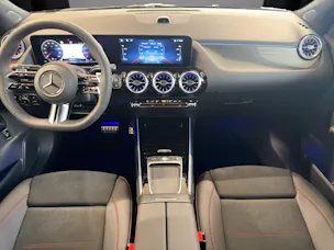 Mercedes-Benz GLA 220 4Matic 8G-DCT