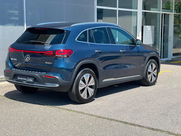 Mercedes-Benz EQA 300 4Matic