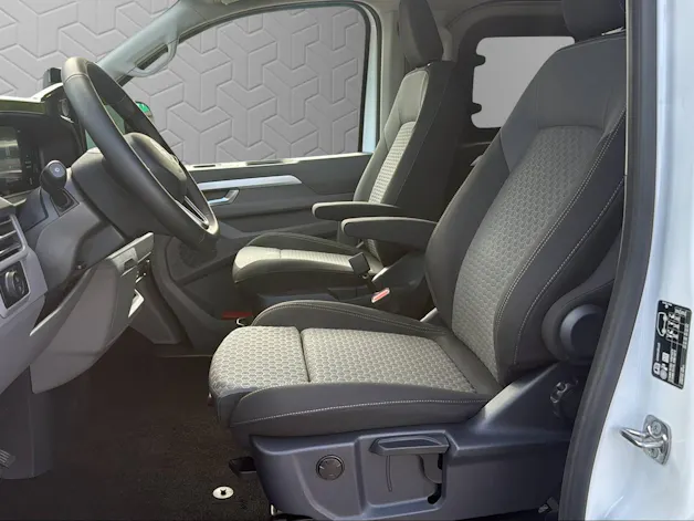 VW Caravelle 2.0 TDI Life Aut.8