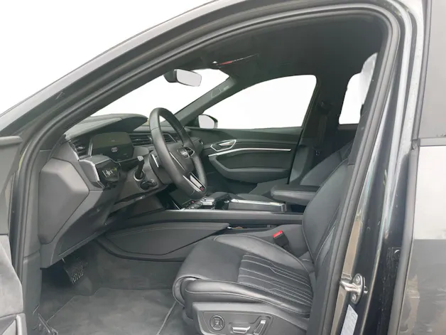 Audi e-tron 55 S Line Black Edition quattro