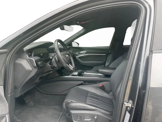 Audi e-tron 55 S Line Black Edition quattro