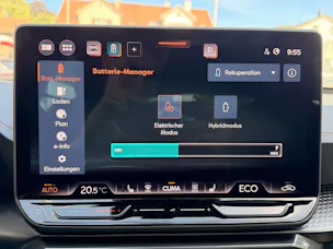 Cupra Formentor 1.5 TSI e-Hybrid 204 PS *** ANHÄNGERKUPPLUNG ***