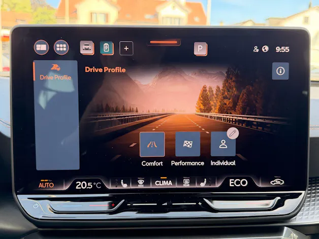 Cupra Formentor 1.5 TSI e-Hybrid 204 PS *** ANHÄNGERKUPPLUNG ***