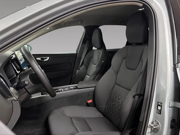 VOLVO XC60 T6 eAWD PluginHybrid Core Geartronic