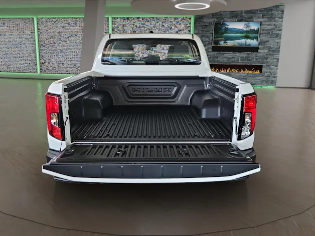 Toyota Hilux Double Cab.-Pick-up 59KWh Comfort