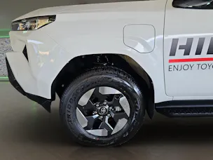 Toyota Hilux Double Cab.-Pick-up 59KWh Comfort