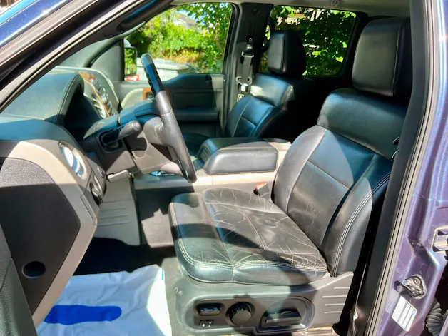 Ford F-150 Lariat 5.4 V8 ✅