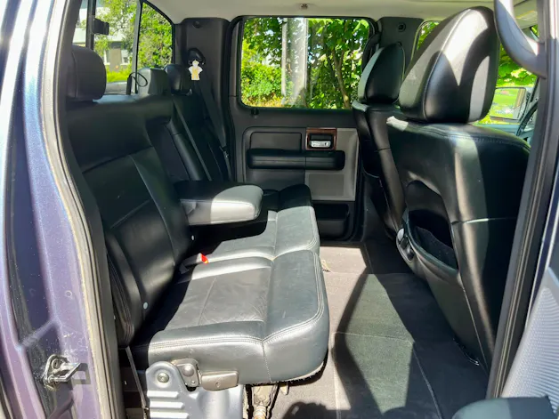 Ford F-150 Lariat 5.4 V8 ✅