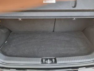 Hyundai i10 1.2 Launch Automat