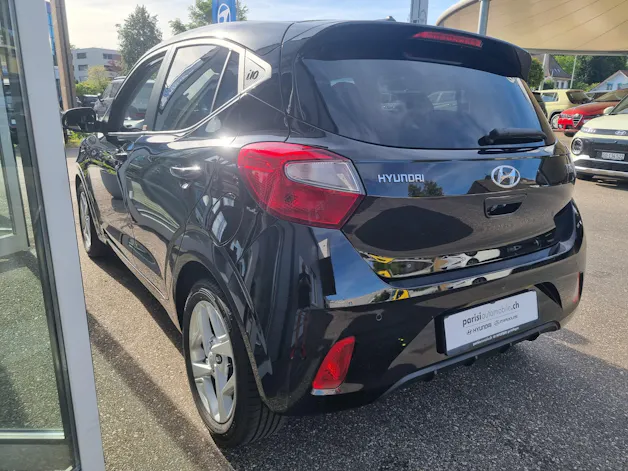 Hyundai i10 1.2 Launch Automat