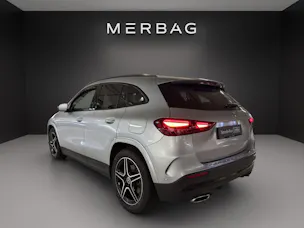 Mercedes-Benz GLA 220d 4Matic 8G-DCTSwiss Star