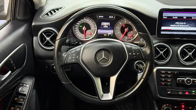 Mercedes-Benz A 200 Urban 7G-DCT