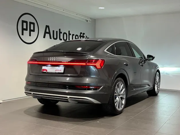 Audi e-tron 55 Sportback quattro